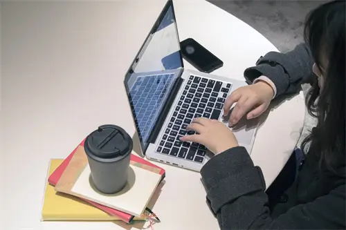 学习法律11岁看什么书